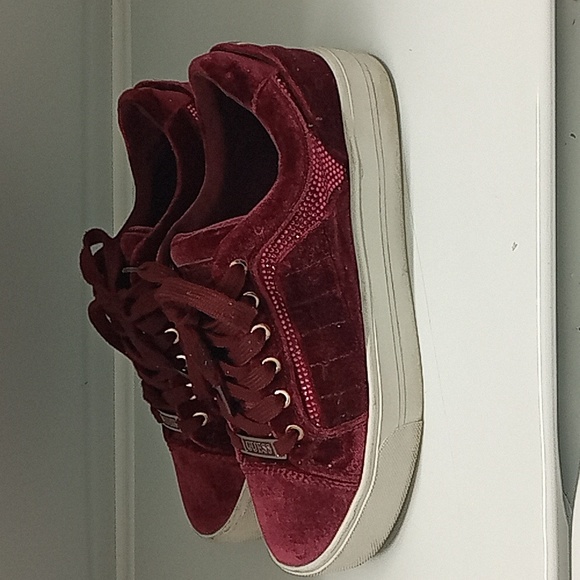 Ladies guess sneakers - Picture 4 of 6